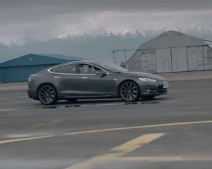 DT Test Drive — Tesla Model S P90D & P85D