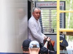 Суд признал виновным оператора ЭЗС в повреждении электромобиля