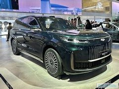 Неудача Chery Fulwin X3L на лестнице «Небесные врата»