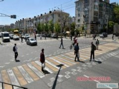 Новый пешеходный переход для безопасности граждан в Днепровском районе