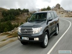 Надежные рамные внедорожники до 2 млн рублей