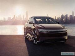 Тихие, но мощные: доступные седаны с более 400 л.с.