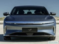 Необычный инцидент с электроседаном Lucid Air в День благодарения