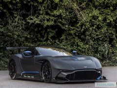 Топ самых быстрых автомобилей по версии Topspeed.com