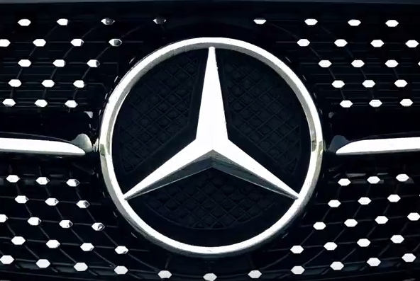 Mercedes C63 AMG vs C43 AMG