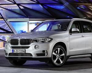 BMW обьявили о выходе гибридного X5