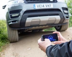 Вы можете управлять Range Rover Sport с помощью смартфона