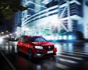 Renault Sandero 2.0 RS дебютировал на автовыставке в Буэнос-Айресе
