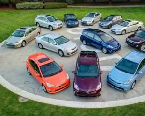 Toyota продала 8 млн. гибридных автомобилей