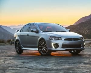 Компания Mitsubishi представила новое поколение Lancer