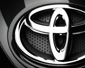 Toyota №1 автопроизводитель в мире в 2015 году и самый дорогой автомобильный бренд