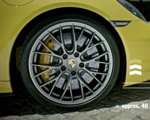 Передняя подвеска нового Porsche 911 Carrera может изменять просвет