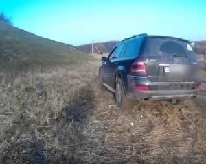 Mercedes GL vs Mitsubishi L200 vs Pajero vs Renault Kangoo