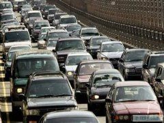 Таллинн должен улучшить борьбу с неправильно припаркованными автомобилями