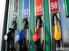 Цены на бензин в Тюмени остаются высокими