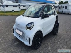 Smart снизил цены на электромобили до $13 500