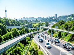 М-11 станет первым электрокоридором для электромобилей в России