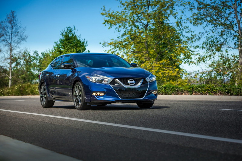 фото Nissan Maxima 2015